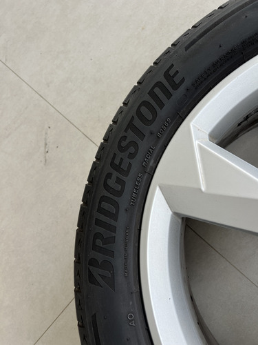 Roda Com Pneu Audi Q3 Aro 19 2020 2021 2022 (unidade)