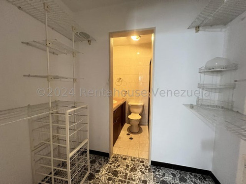 Apartamento En Venta En  Bello Monte  #24-23129