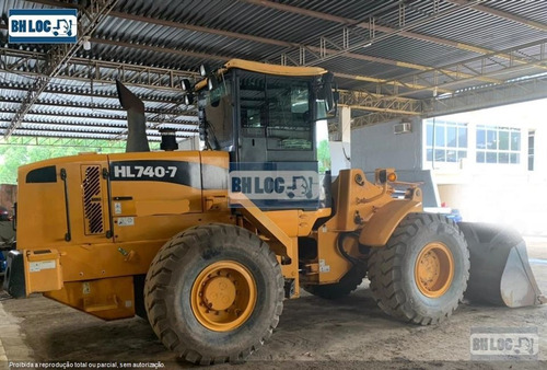 Imagem 1 de 8 de Pá Carregadeira Hyundai Hl740-7 Ref.200980