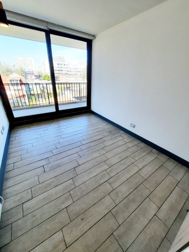 Moderna Arquitectura 90mt,2d2b, Sta. Victoria/ Emilio Vaisse