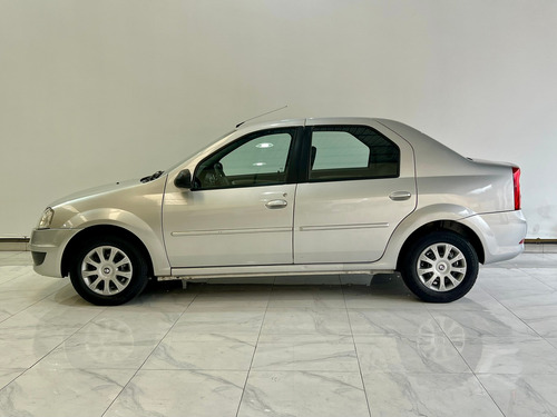 Renault Logan Logan Expression 1.0 16V (flex)