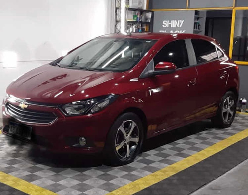 Imagen 1 de 12 de Chevrolet Onix 1.4 Ltz At 98cv 2017