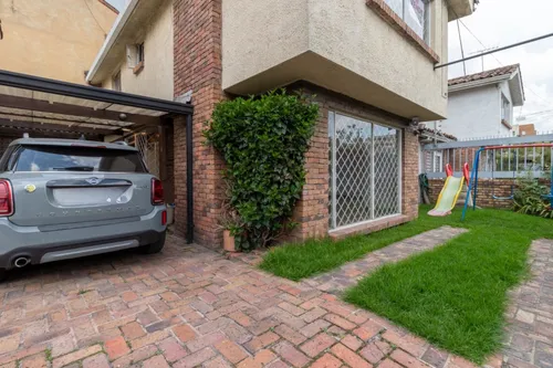 Casa En Arriendo/venta En Monaco. Cod V21554