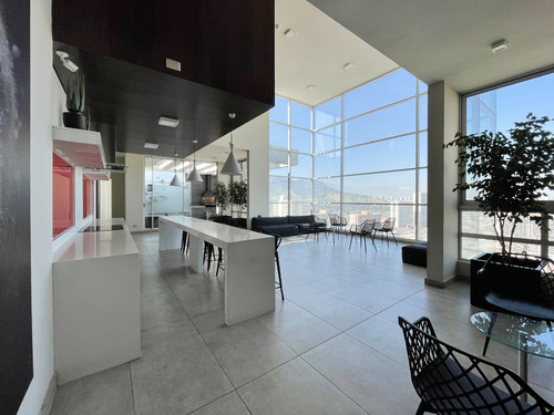 Departamento Moderno, Funcional Y Con Excelente Equipamiento