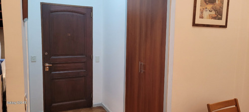 Bolivar Y Av. Belgrano -casco Histórico Fte. 2 Amb Amoblado Cocina-baño Compl.+patio+lav.-vigil.