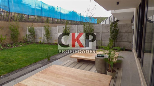 4d/4b/ 1e/ Townhouse / San Carlos / Venta Sin Comision