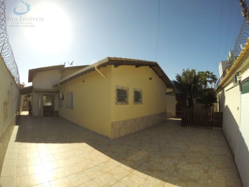 Imagem 3 de 15 de Linda Casa Isolada, Situada No Balneário Flórida, Penas 150 Metros Da Praia, Primeira Quadra. São - Si1614