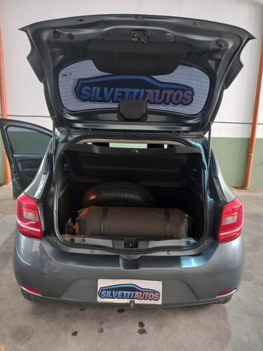 Imagen 18 de 18 de Renault Sandero 1.6 Dynamique 90cv Abs