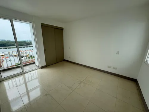 Apartamento En Venta En Hacienda El Castillo. Cod V8014603