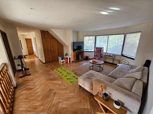En Venta, Gran Propiedad En Lomas De San Andrés.