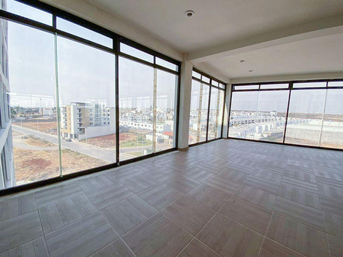 Oficina En Renta En Zona Norte León Gto. 350 M2