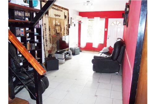Imagen 2 de 12 de Duplex Con Tres Dormitorios En Venta En Ituzaingo