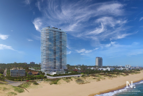 Torre Premium Frente Al Mar, 3 Suites + Dependencia. Playa Mansa