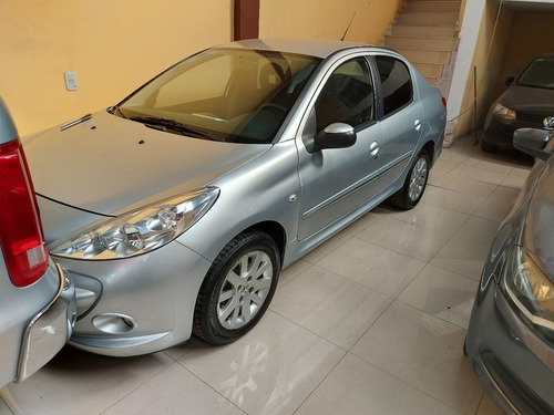 Peugeot 207 Xt Feline 1.6 Nafta Sedan 4 Ptas 2013