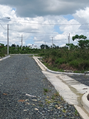 Adquiere Tu Solar De 270 M2 En Santo Domingo Norte 