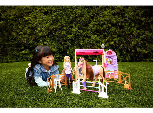 Barbie Set De Juego Establo De Los Sueños