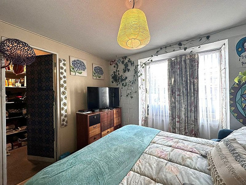 Amplia Casa Y Local Comercial 5d+ 3b+est En Quilicura
