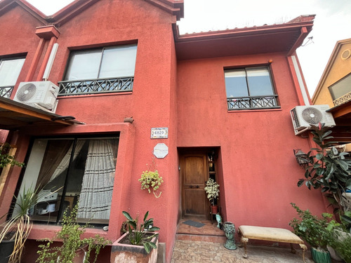 Amplia Casa 6d 3b En Condominio En Huechuraba