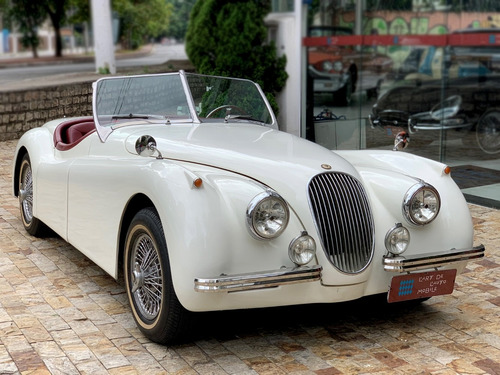 Jaguar Xk 120 Roadster - 2011 (replica)