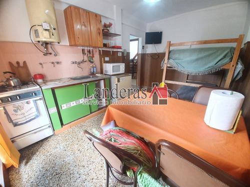 Imagen 28 de 29 de Venta En Block - 3 Locales + 8 Departamentos De 2 Y 1 Amb. - Una Cuadra Del Mar