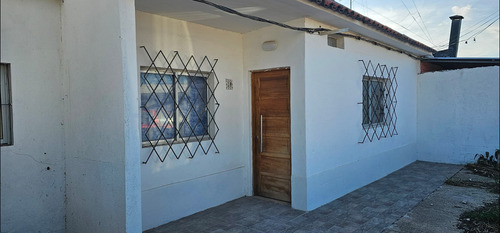 Casa En Venta Tres Dormitorios Pettirossi Proximo A Belloni