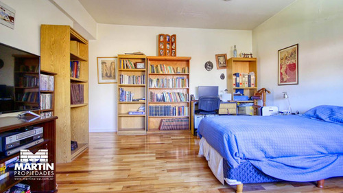 Excelente Y Moderna Casa Minimalista 5 Ambientes Con Pileta - Martínez, 3 Cuadras De Santa Fe