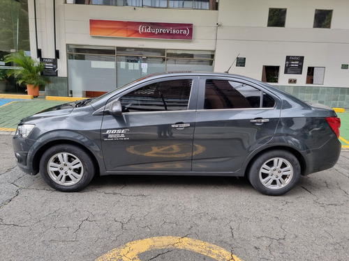 Chevrolet Sonic 1.6 Lt 4 p