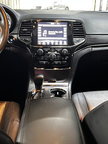 Jeep Grand Cherokee 3.7 Limited 3.6 4x2 At
