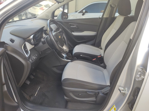 Imagen 8 de 12 de Chevrolet Tracker 2018 1.8 Ltz