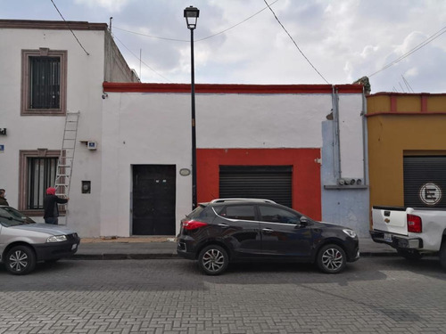 Imagen 1 de 13 de Espaciosas Oficinas En El Centro Histórico De Puebla