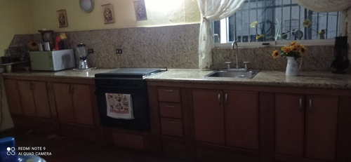 Imagen 6 de 29 de Venta De Casa Urb. Parque Valencia