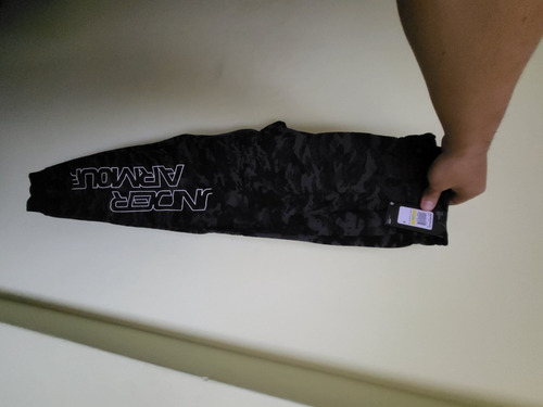 Pantalon Jogger Under Armour Fleece Rival Camo Script