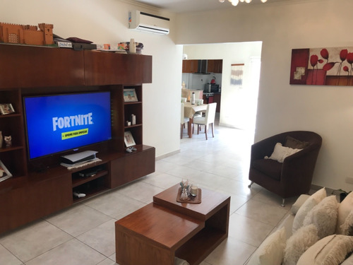 Imagen 3 de 20 de Casa En Venta De 3 Dormitorios C/ Cochera En Los Polvorines