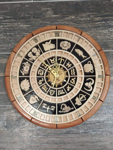 Reloj Caballeros Del Zodiaco Madera Artesanal