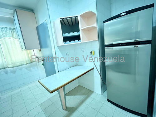 Bello Apartamento En Venta En El Paraíso