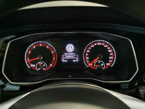 Imagen 2 de 15 de Volkswagen Jetta 2020 4p Trendline L4/1.4/t Aut