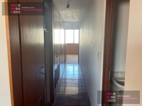 Imagen 15 de 25 de Departamento - La Plata
