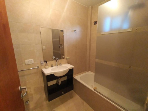 Imagen 7 de 13 de Castelar Norte - Departamento Ph Venta 2 Ambientes Planta Baja