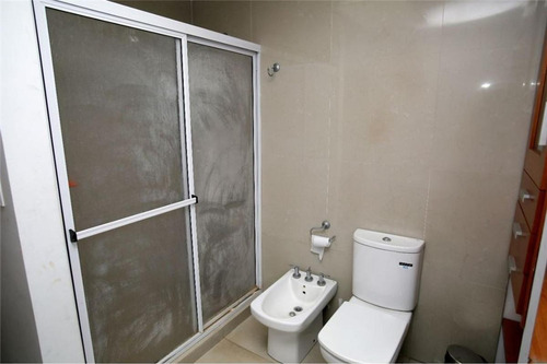 Casa Venta 3 Dormitorios, 3 Baños Y Piscina -terreno 414 Mts 2 - City Bell
