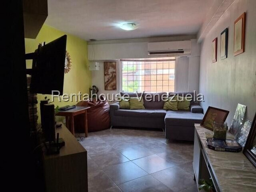 Apartamento En Venta Guatire El Encantado 25-18979 Fn