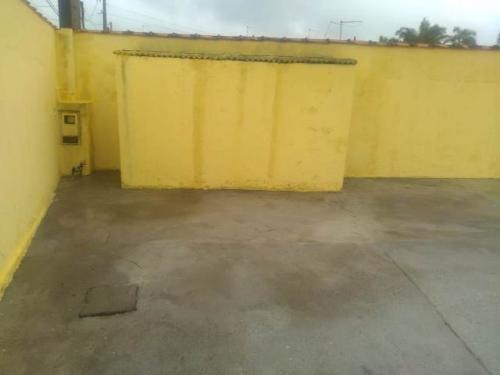 Imagem 10 de 10 de Imóvel Perto Da Praia Com Espaço Para Piscina!