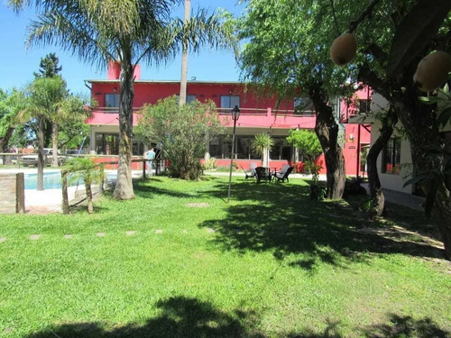 Imagen 4 de 13 de Hospedaje En Gualeguaychú De Habitaciones, Departamentos, Dupex Desde 2 A 9 Personas Con Pileta