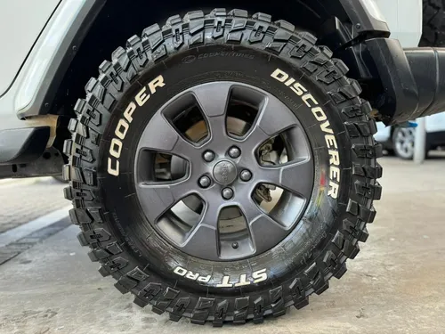 Jeep Wrangler 3.7 Unlimited Sahara 3.6 4x4 At
