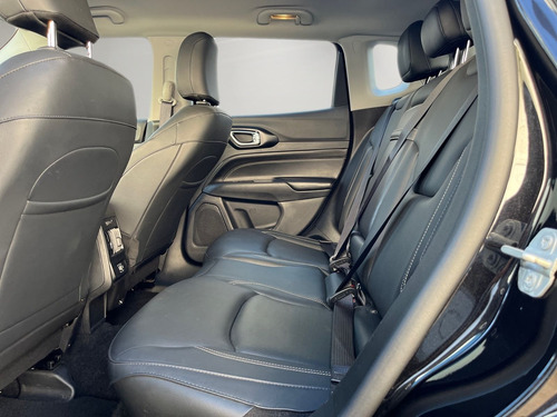 Jeep Compass LONG. T270 1.3 TB 4x2 Flex Aut.