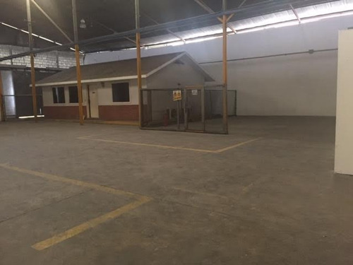 Imagen 20 de 30 de Gran Galpón Moderno Plano Zona Altamente Industrial Y Comercial Salidas Gandolas Camiones