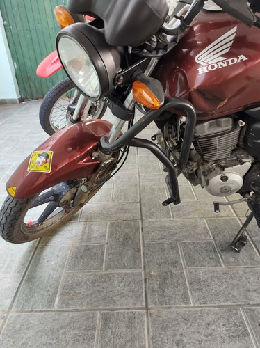 Imagem 2 de 6 de Honda 2011