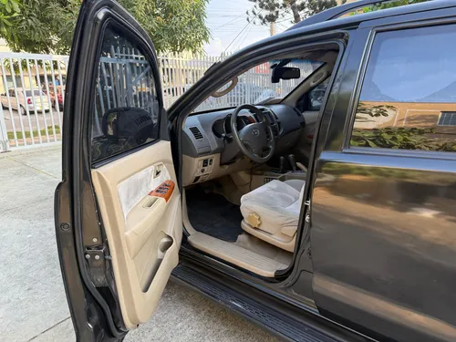 Toyota Fortuner 3.0 Sr5