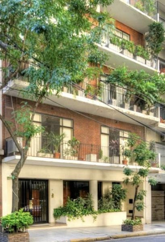 Montevideo Y Posadas - Excelente Piso De Categoría En Recoleta