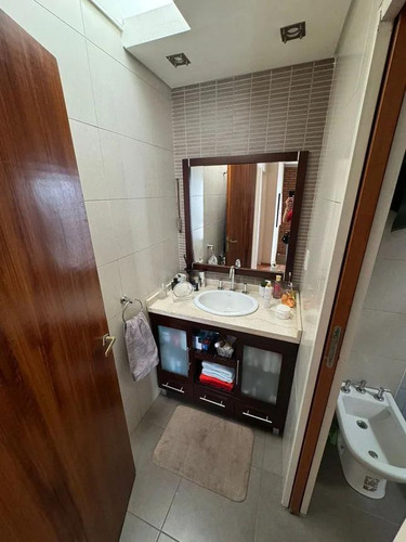 Ph En Venta - 4 Dormitorios 3 Baños - Cochera - 170mts2 - Villa Sarmiento
