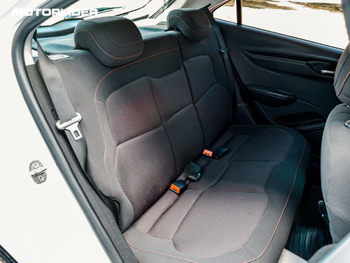 Imagen 12 de 25 de Chevrolet Onix Ltz 1.4 Extra Full | Permuta / Financia